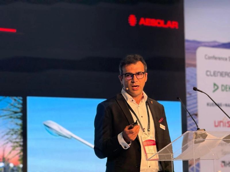 Dr. Hamed Hanifi at a photovoltaic conference or industry event