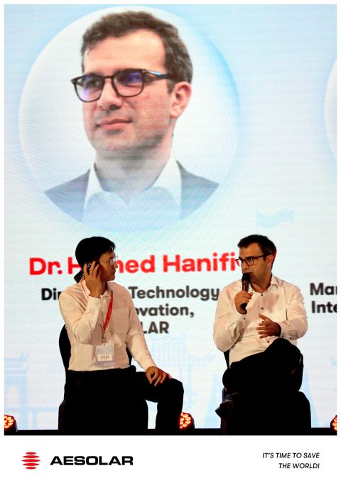 Dr. Hamed Hanifi at a photovoltaic conference or industry event